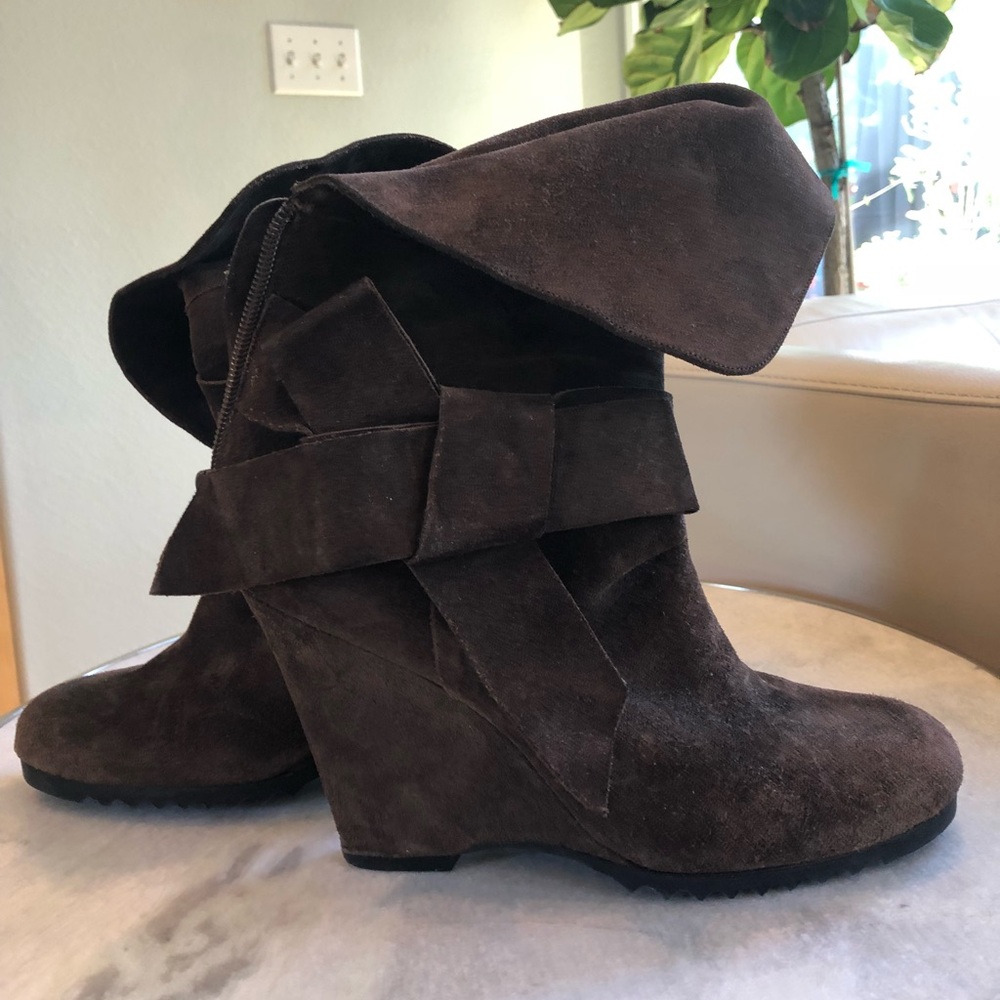 Brown Juicy Couture Boots